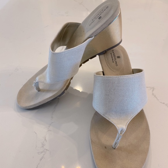 Bandolino Shoes - Bandolino B-Flexible Gold/Cream Wedge Flipflop